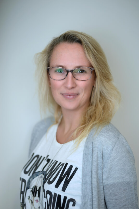 Joke Raeymaekers With Live VindeenTherapeut.be